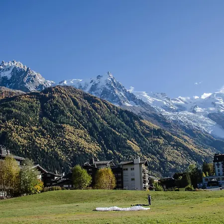 Au Pied Des Pistes Avec Superbe Vue Et Parking Prive - Fr-1-343-217 公寓